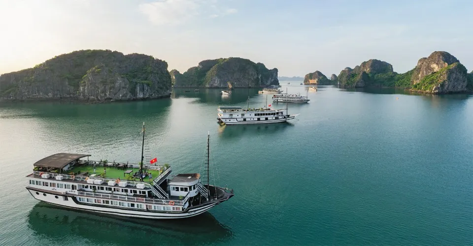 HALONG BAY