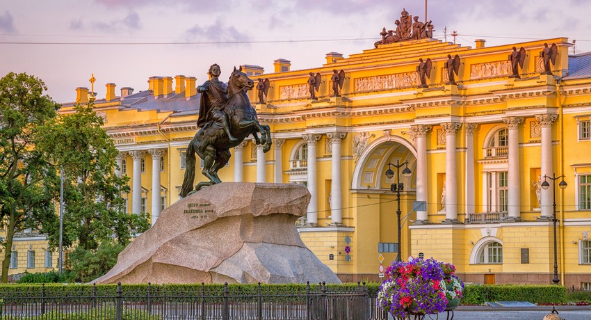 Explore Petersburg