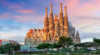 Sagrada Familia Private Walking Tour