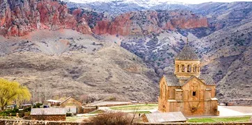 Noravank and Jermuk Private Tour