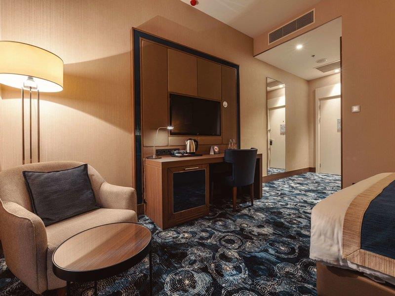 Tbilisi Philharmonic By Mercure Hotel