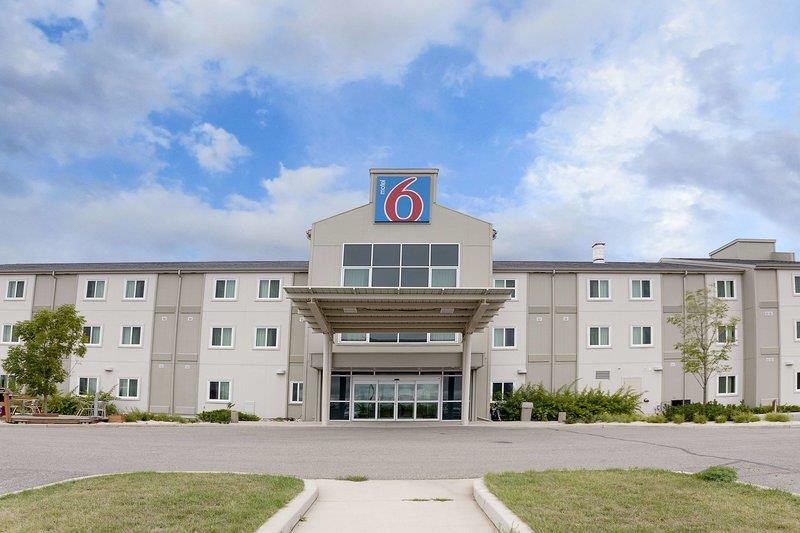 Motel 6 - Brandon Manitoba