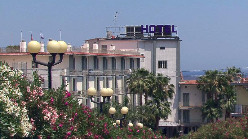 Art Hotel Capomulini