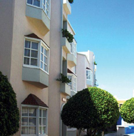 Angeles Suites & Hotel