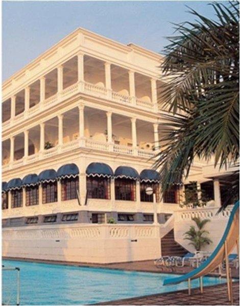 Tequendama Inn Estacion