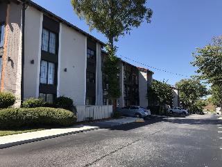 Bhagat Hotels Stone Mountain Atlanta Bw Signature