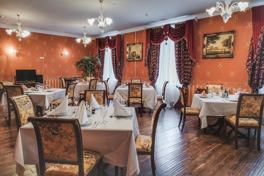 Polyarnaya Zvezda Hotel