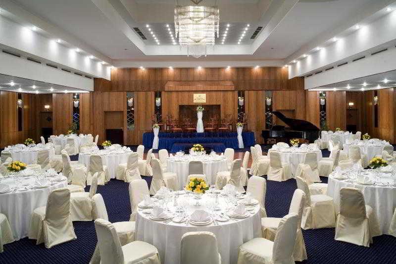 Sheraton Grand Tbilisi Metechi Palace