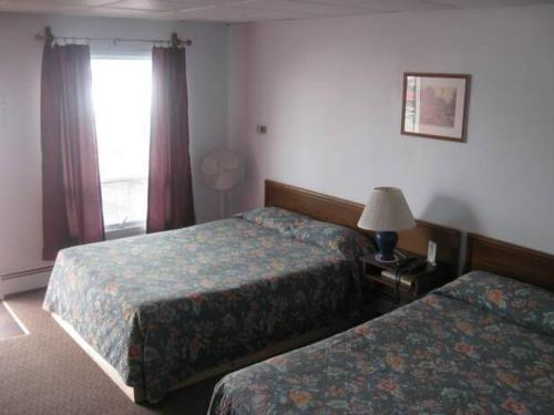 Summerside Motel & Cottages