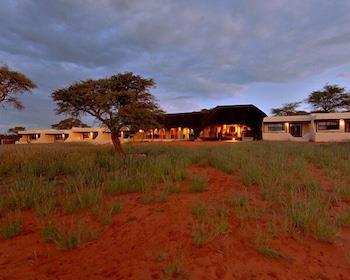 Intu Afrika Kalahari Zebra Lodge