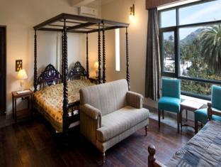 The Altus - A Luxury Homestay