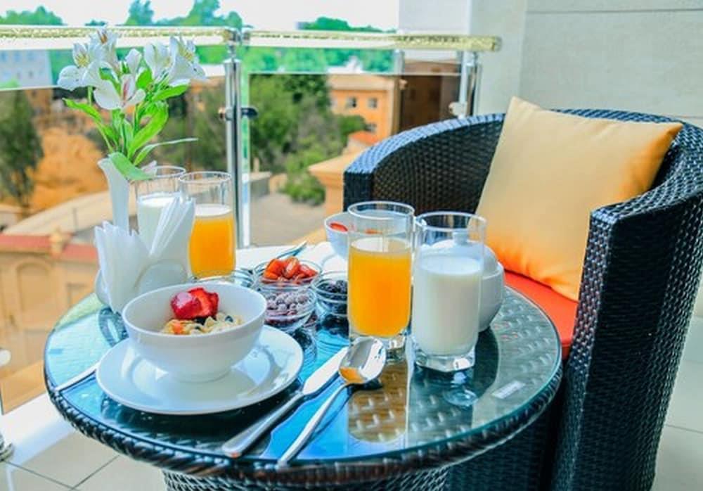 Dilimah Premium Luxury Hotel