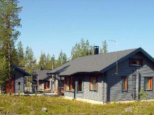 Holiday Home Tunturitahti