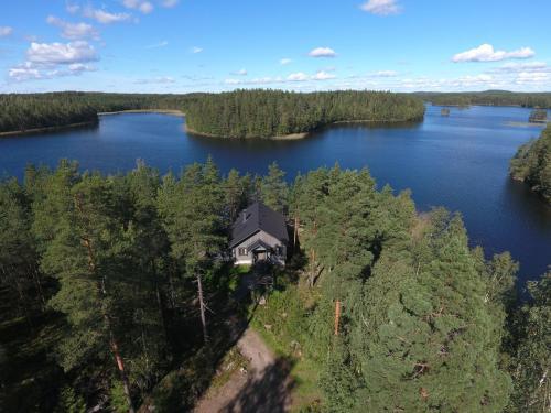 Loma-Vakkara Holiday Cabins Saimaa