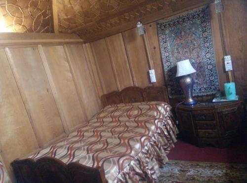 Chicago Group Of Houseboats