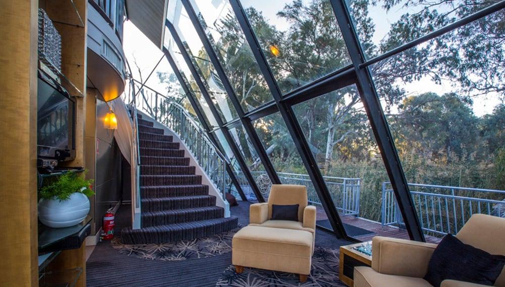 All Seasons Houseboats