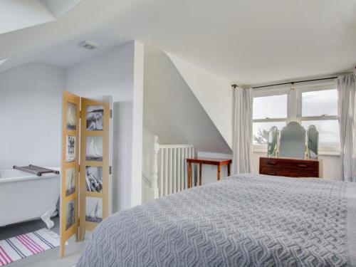 Holiday Home Fairlight Coastguard