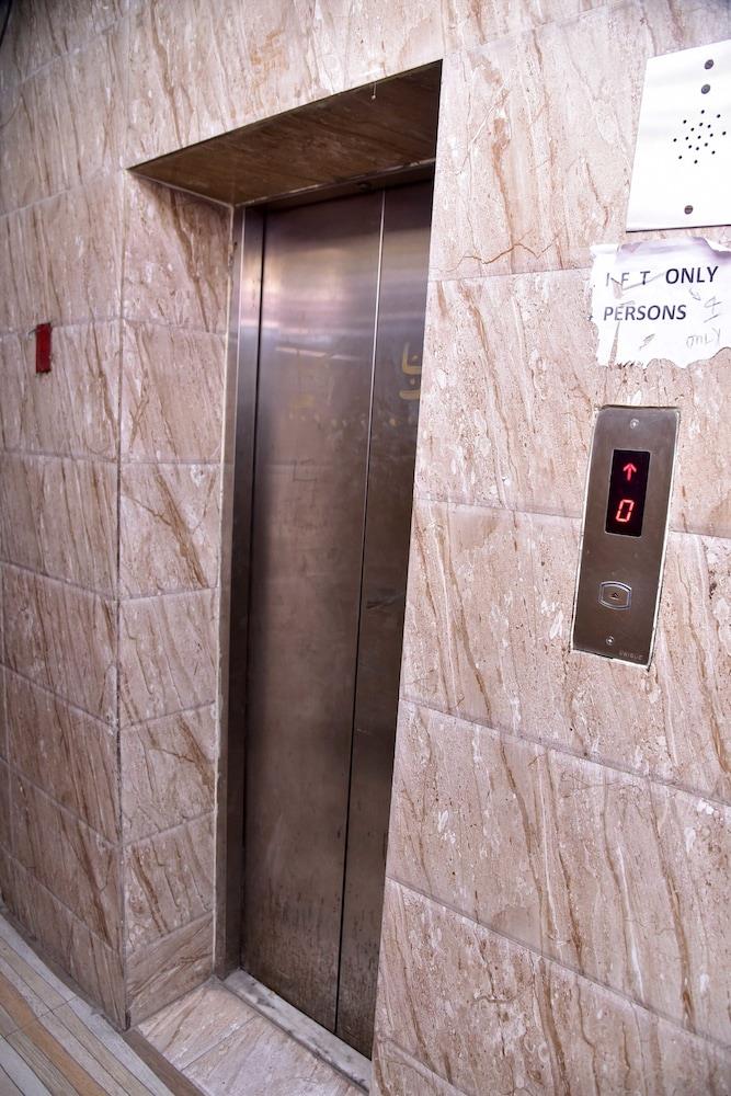 Hotel Jindal Regency