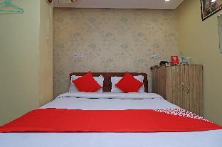 Oyo 22422 Hotel Ashish Park