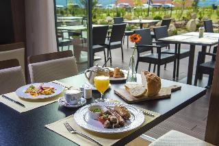 Castellum Hotel Holloko****