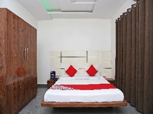 Oyo 15673 Hotel Lotus Inn