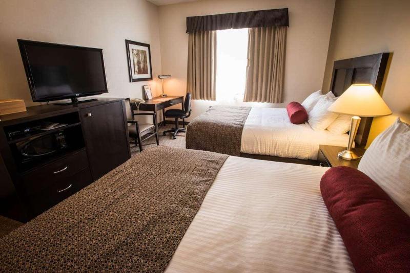 Best Western Plus Baker Street Inn