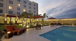 Courtyard Panama Metromall