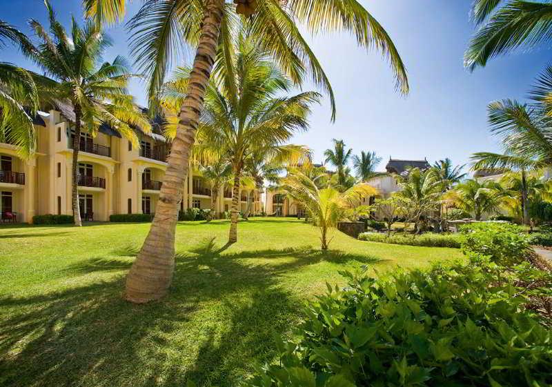 LUX* Belle Mare Resort & Villas