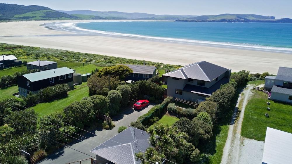 Curio Bay Salt House