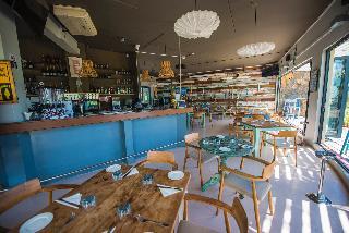 Azuri Residences By Life In Blue