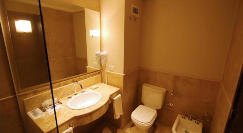 Howard Johnson Hotel & Convention Center Ezeiza