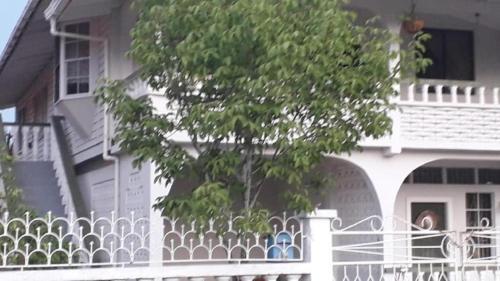 Three Bedroom Holiday Accomodation