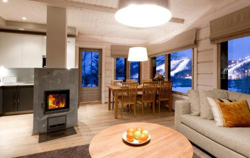 Helmikkäpolku Cottage