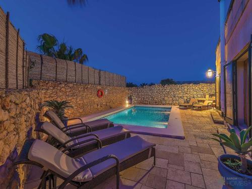 Cassetta Menzja Semi Detached Bungalow