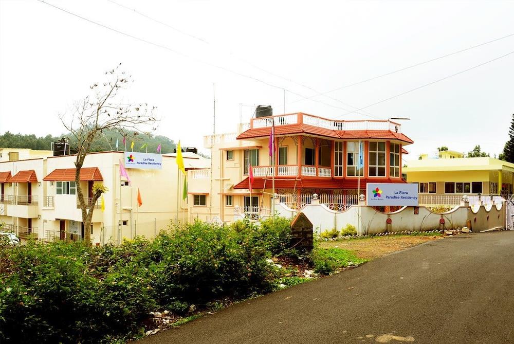La Flora Paradise Residency