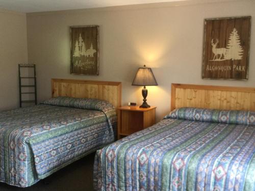 Dwight Village Motel