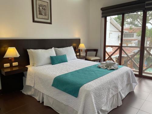 Hosteria Punta Blanca