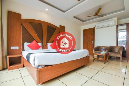 Capital O 69427 Grand Signia