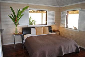 Pagua Bay House Oceanfront Cabanas