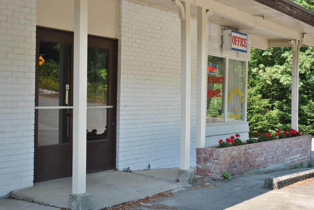 Lake Of The Woods Resort