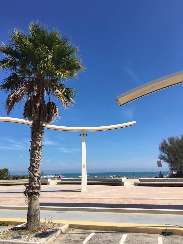 Demetriou Paradisos Hills