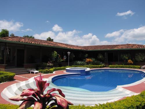 Casa Country Finca Hostel