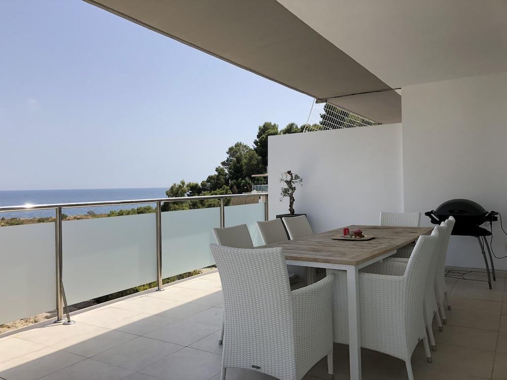 Marina Beach House 8