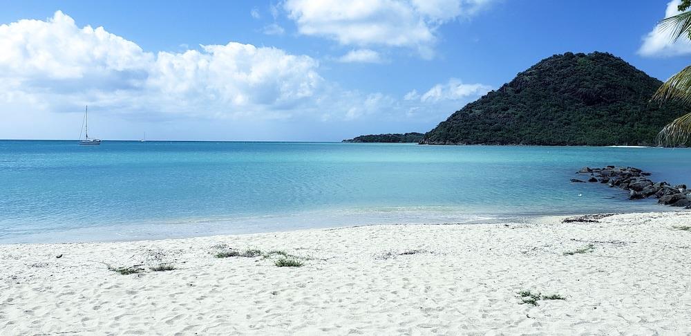 Harbour Island Residence