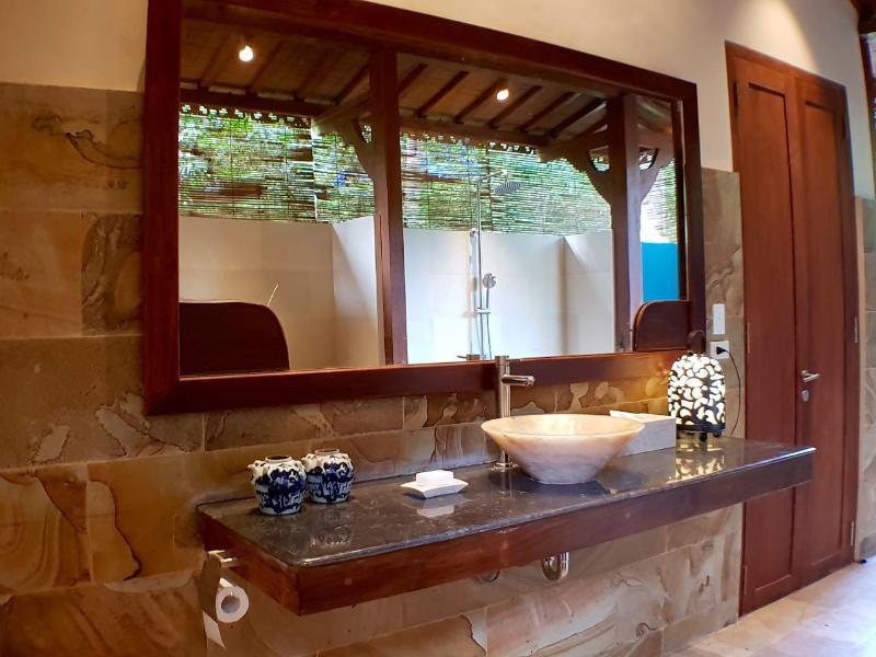 Karuna El Nido Villas