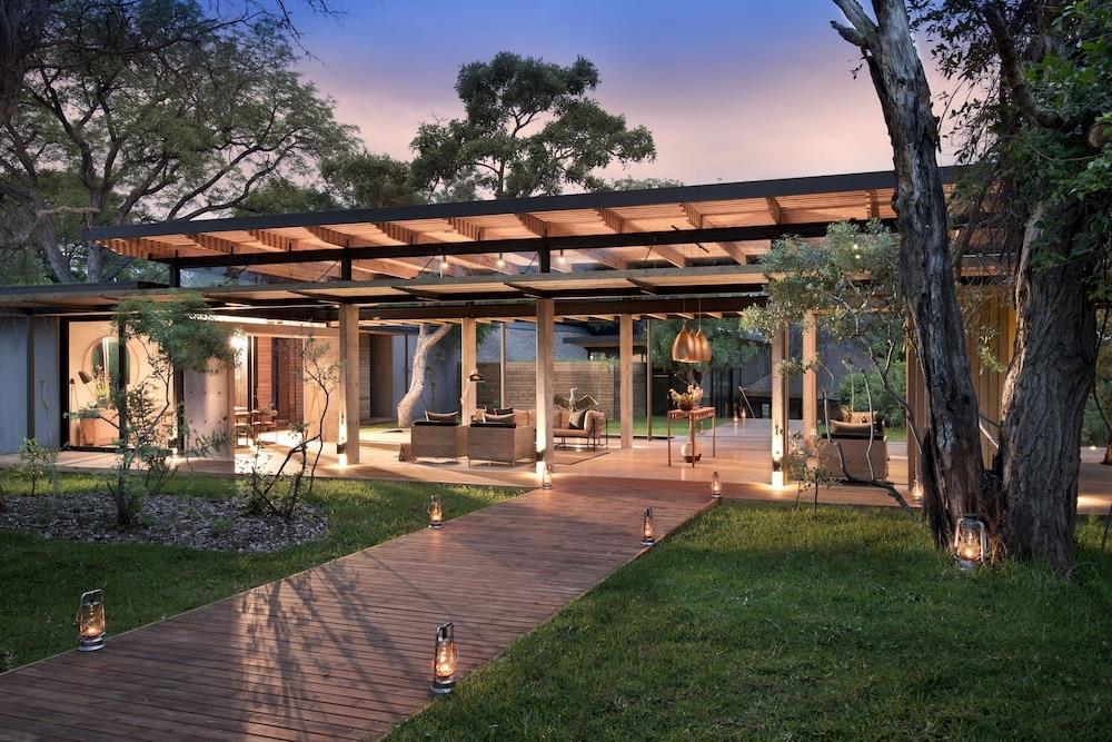 Aakash Rooms And Cottages