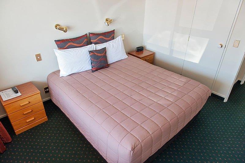 Asure Ashley Motor Lodge