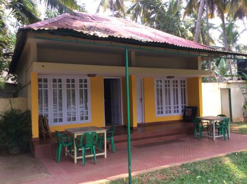 The Lakewoods Retreat