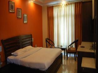 H. G. Grandiose Hotel