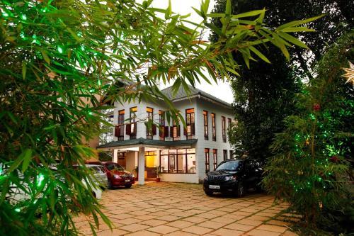 Lakkidi Village Resort